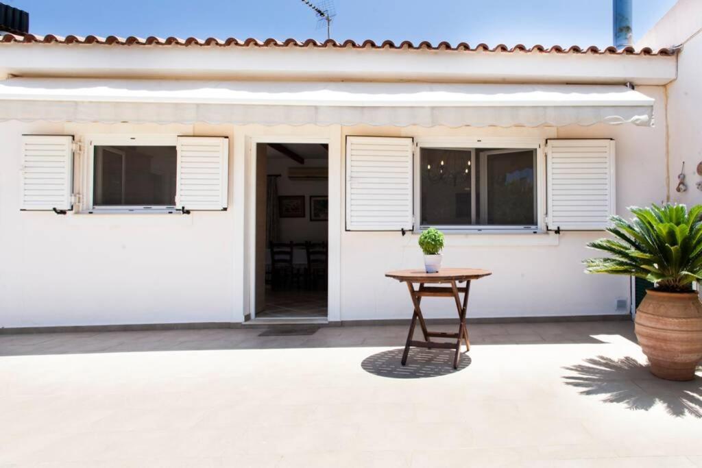 Beautiful Holiday House Near The Sea Sissi  Exterior photo