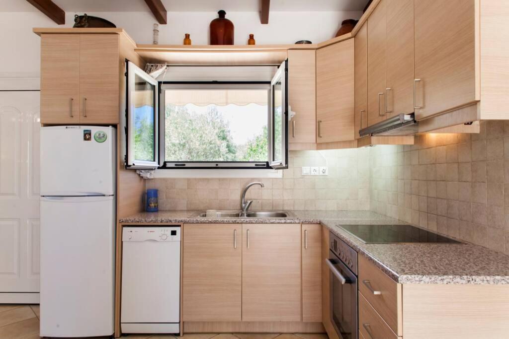 Beautiful Holiday House Near The Sea Sissi  Exterior photo